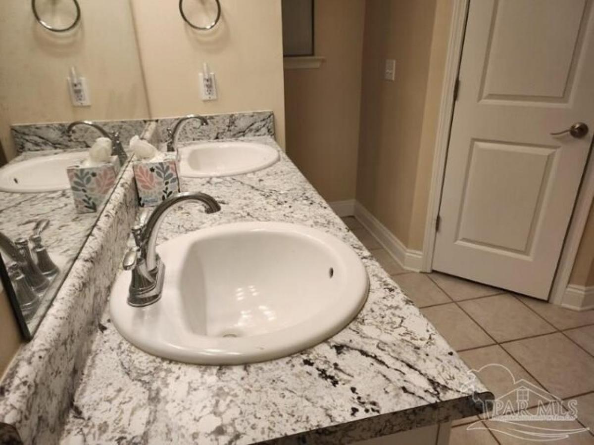 Picture of Home For Sale in Orange Beach, Alabama, United States