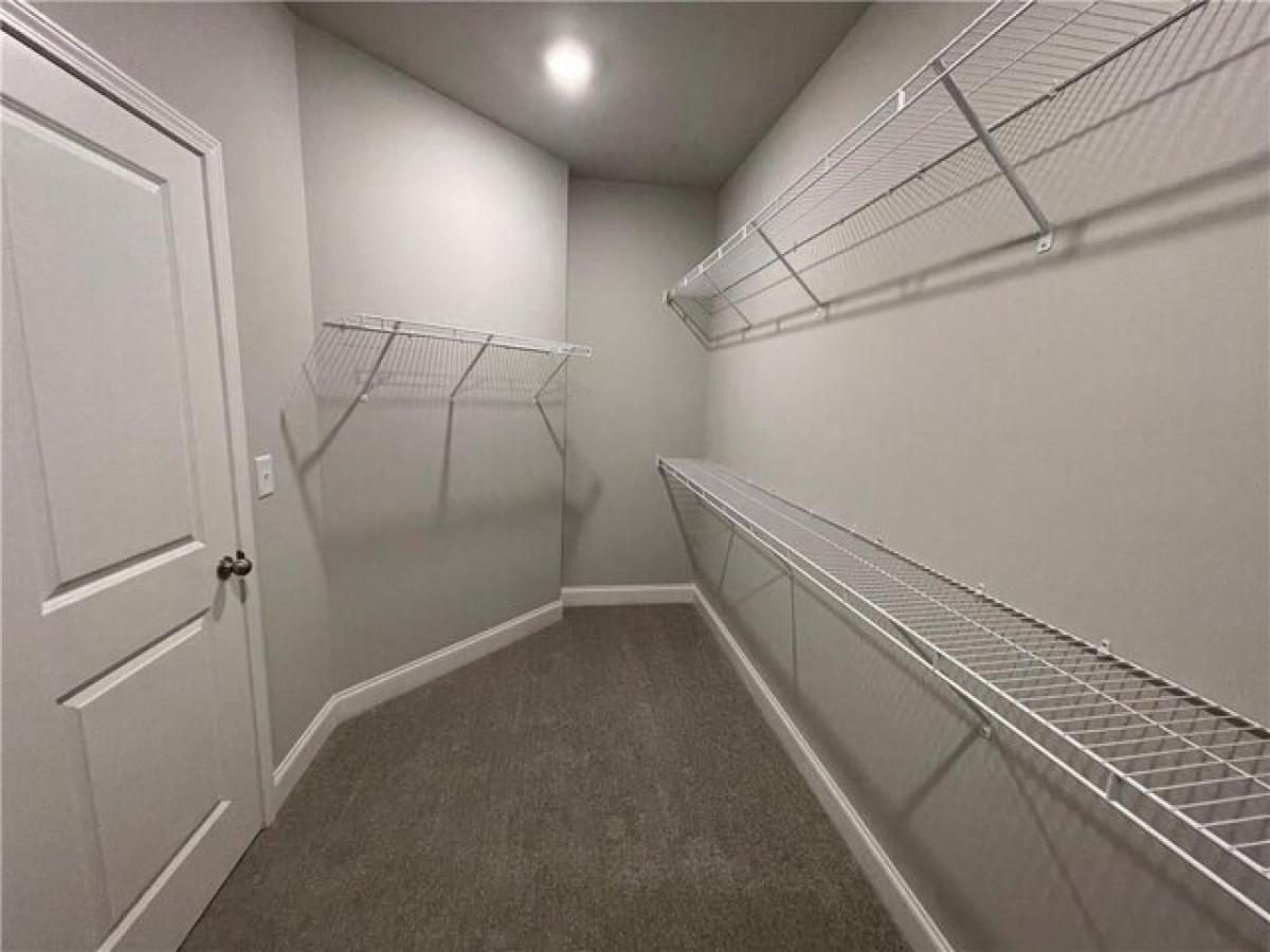 Picture of Home For Sale in Hoschton, Georgia, United States