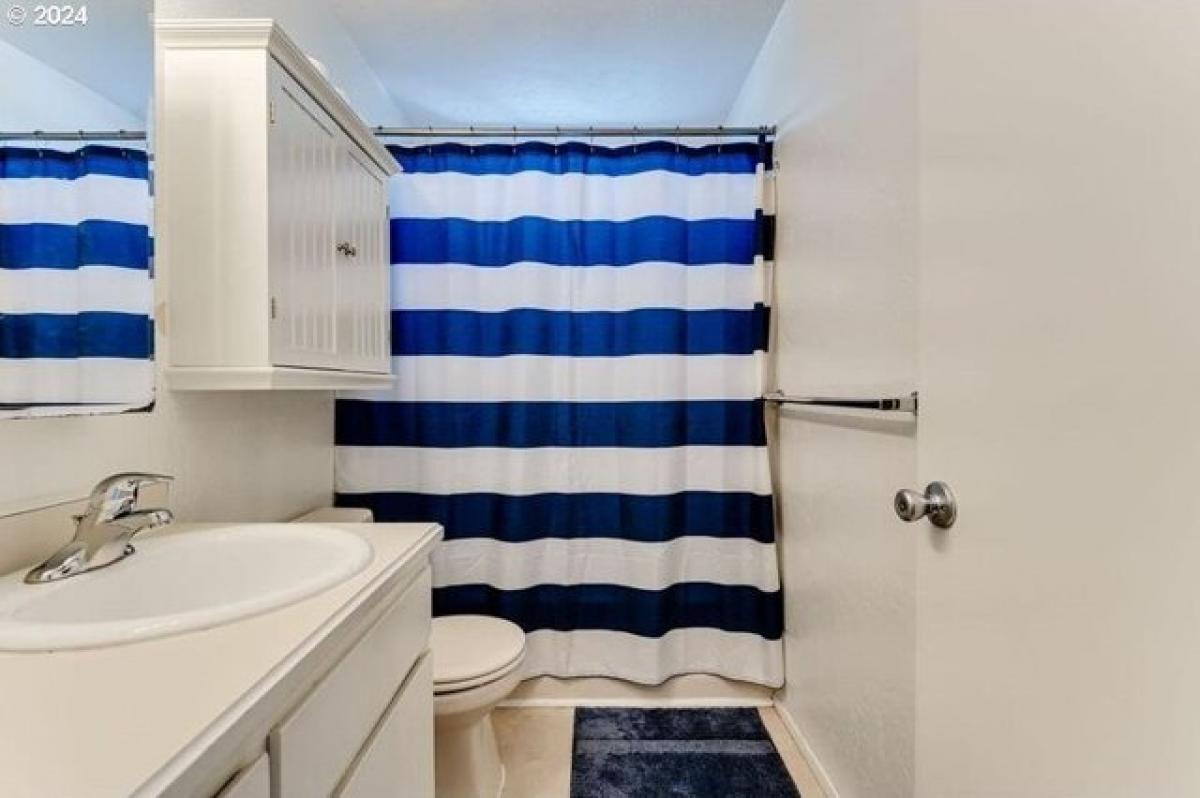 Picture of Home For Sale in Springfield, Oregon, United States