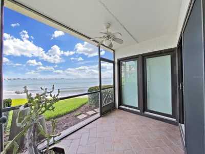 Home For Sale in Saint Petersburg, Florida