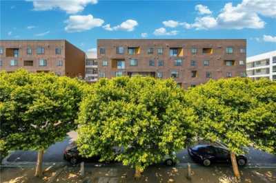 Home For Sale in Santa Ana, California