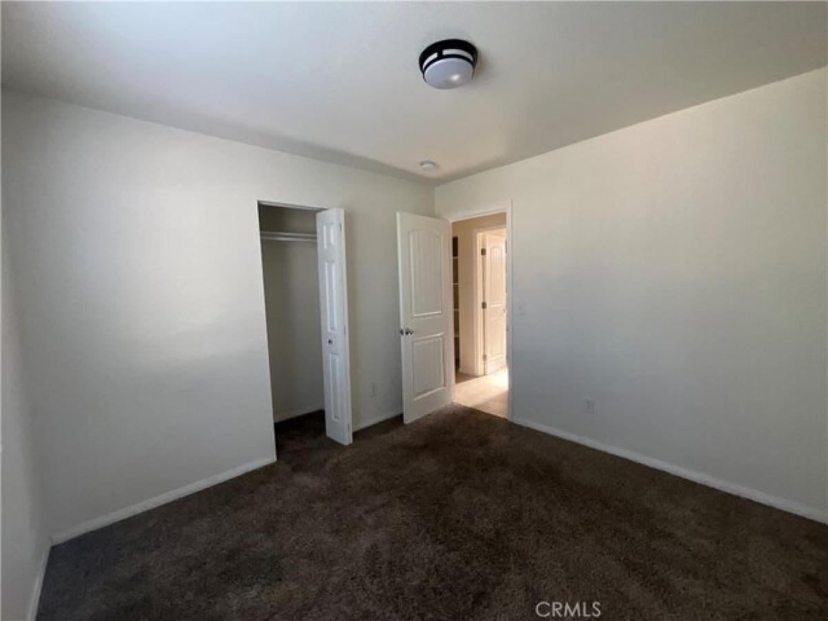 Picture of Home For Sale in Barstow, California, United States