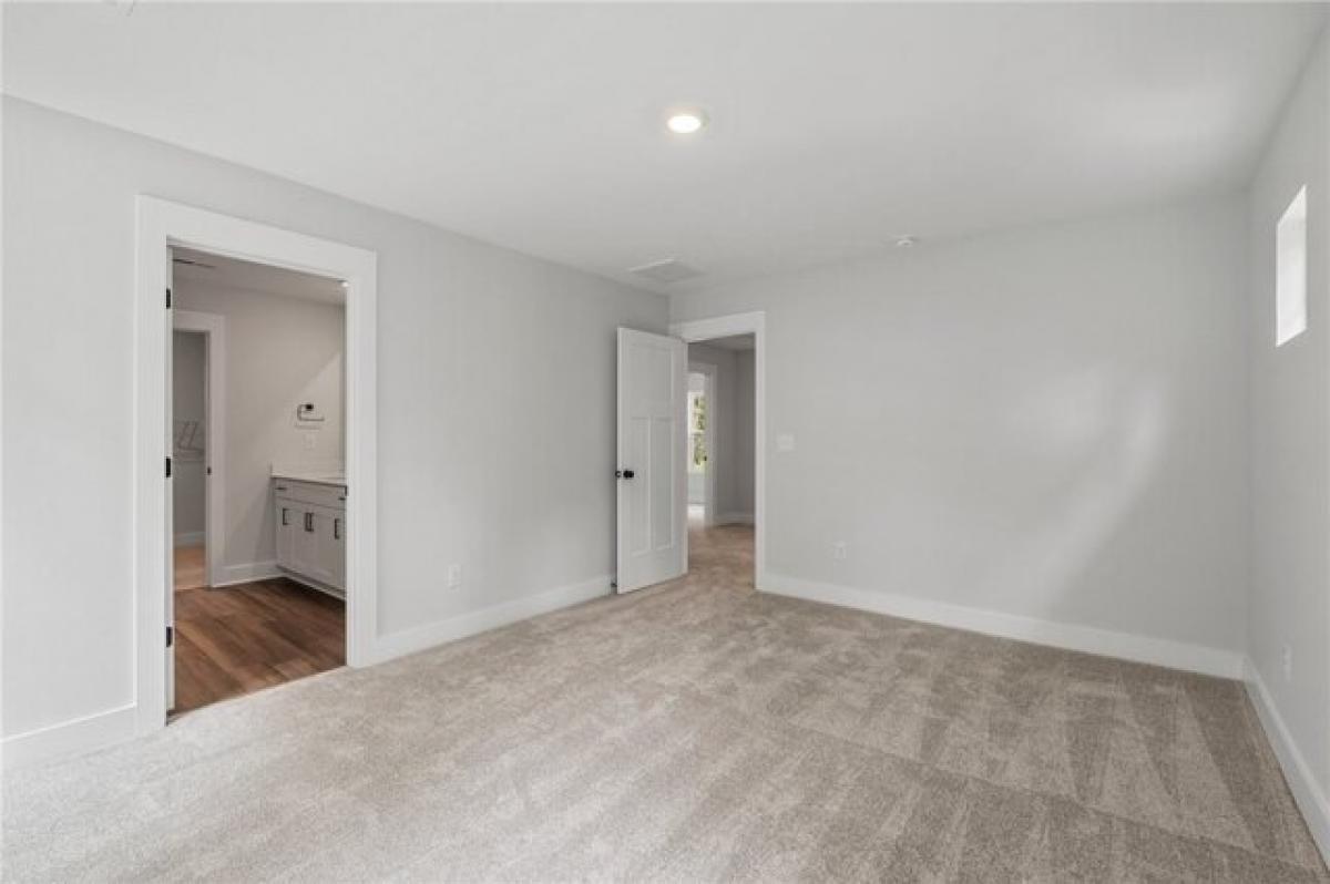 Picture of Home For Sale in Anderson, South Carolina, United States