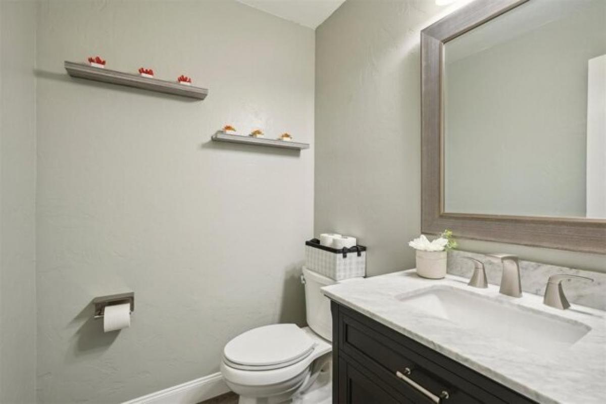 Picture of Home For Sale in Oklahoma City, Oklahoma, United States