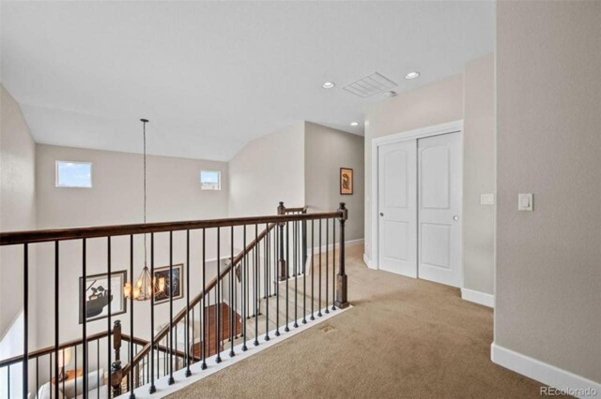 Picture of Home For Sale in Denver, Colorado, United States