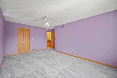 Home For Sale in Tinley Park, Illinois