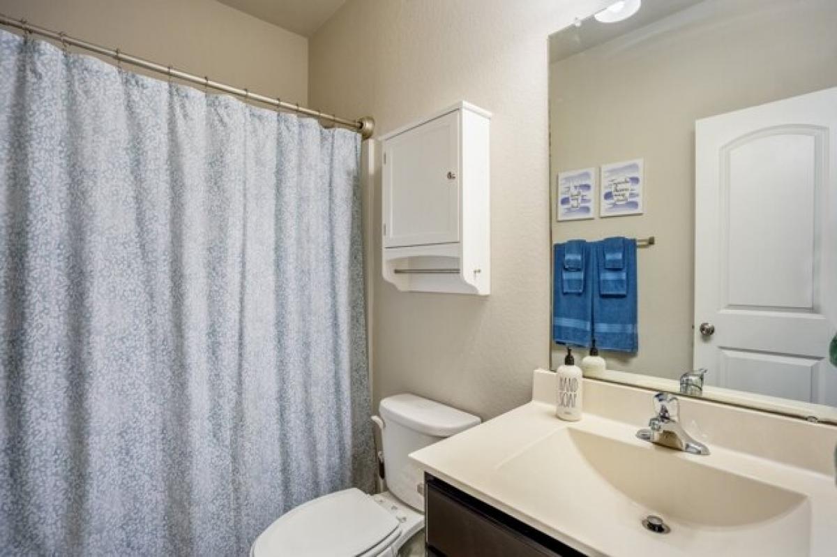 Picture of Home For Sale in Conroe, Texas, United States