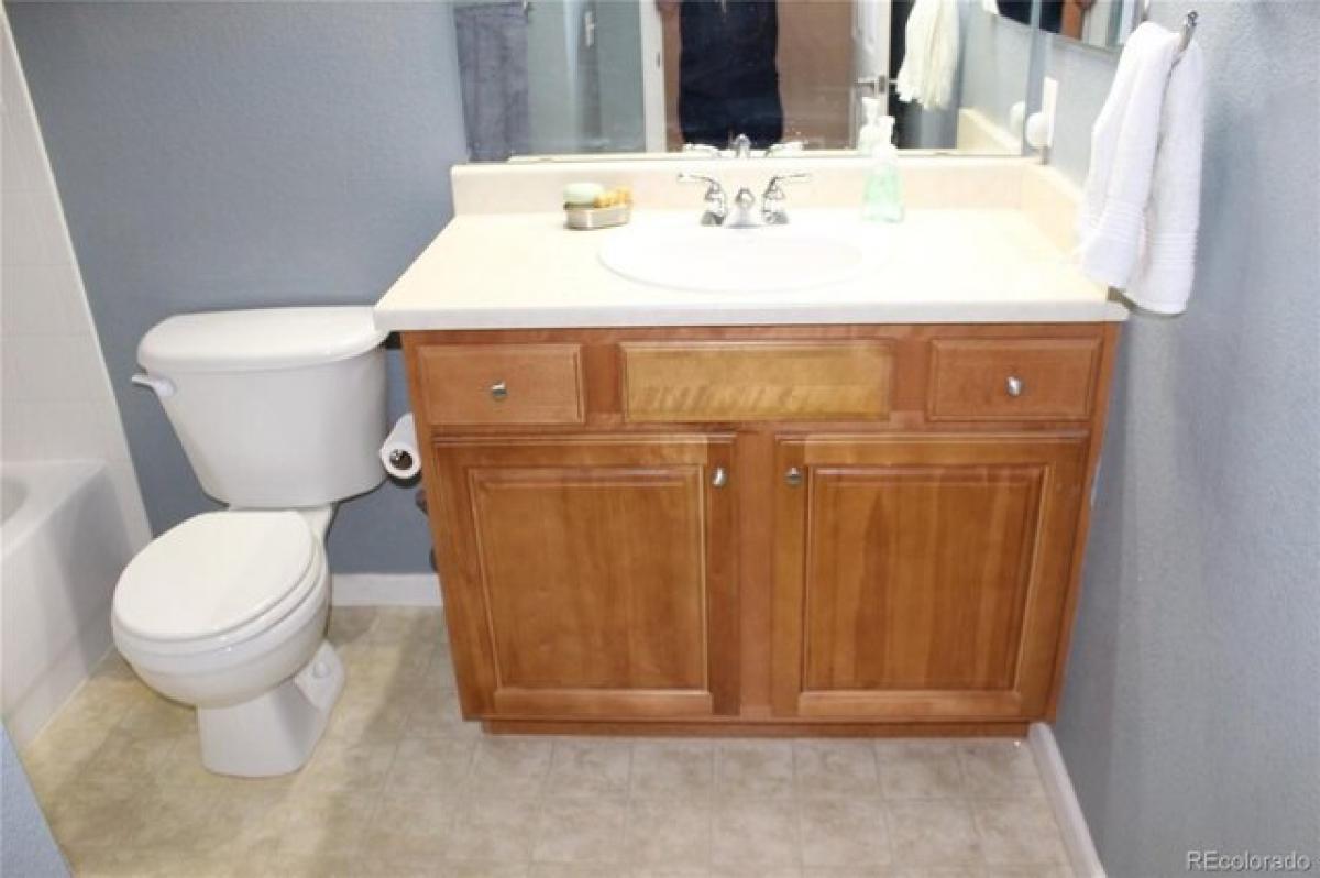 Picture of Home For Sale in Parker, Colorado, United States