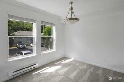 Home For Sale in Federal Way, Washington