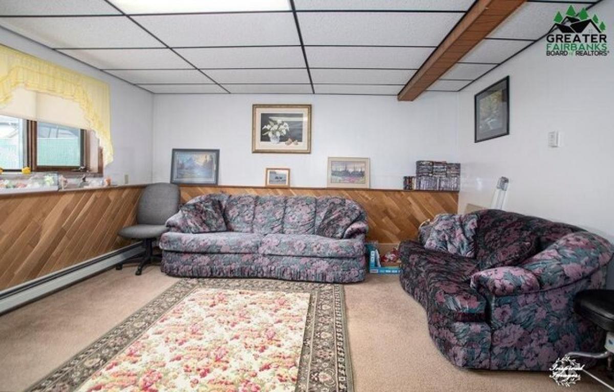Picture of Home For Sale in Fairbanks, Alaska, United States