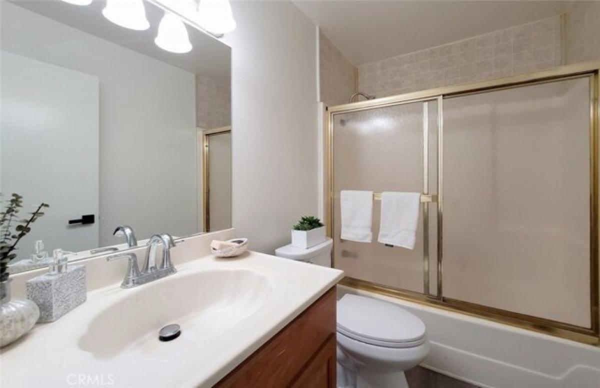 Picture of Home For Sale in Anaheim, California, United States