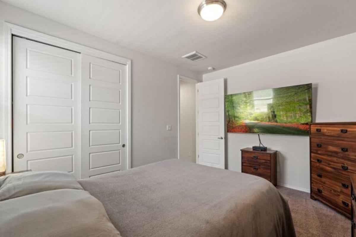 Picture of Home For Sale in Los Lunas, New Mexico, United States