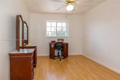 Home For Sale in Pembroke Pines, Florida