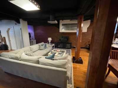 Apartment For Rent in 