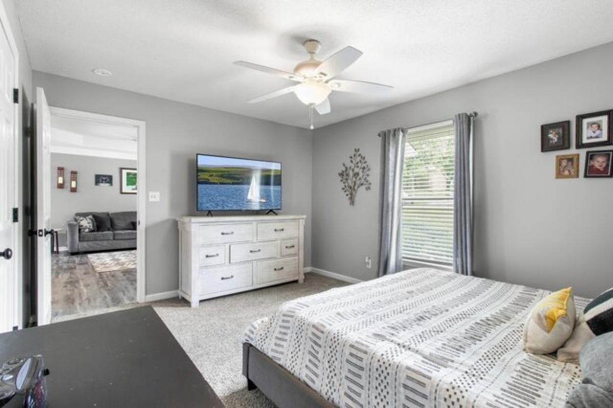 Picture of Home For Sale in Clarksville, Tennessee, United States