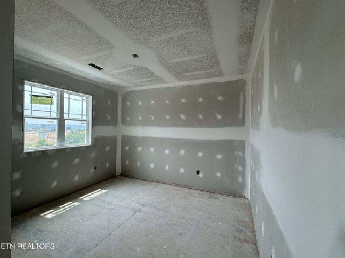 Picture of Home For Sale in Knoxville, Tennessee, United States