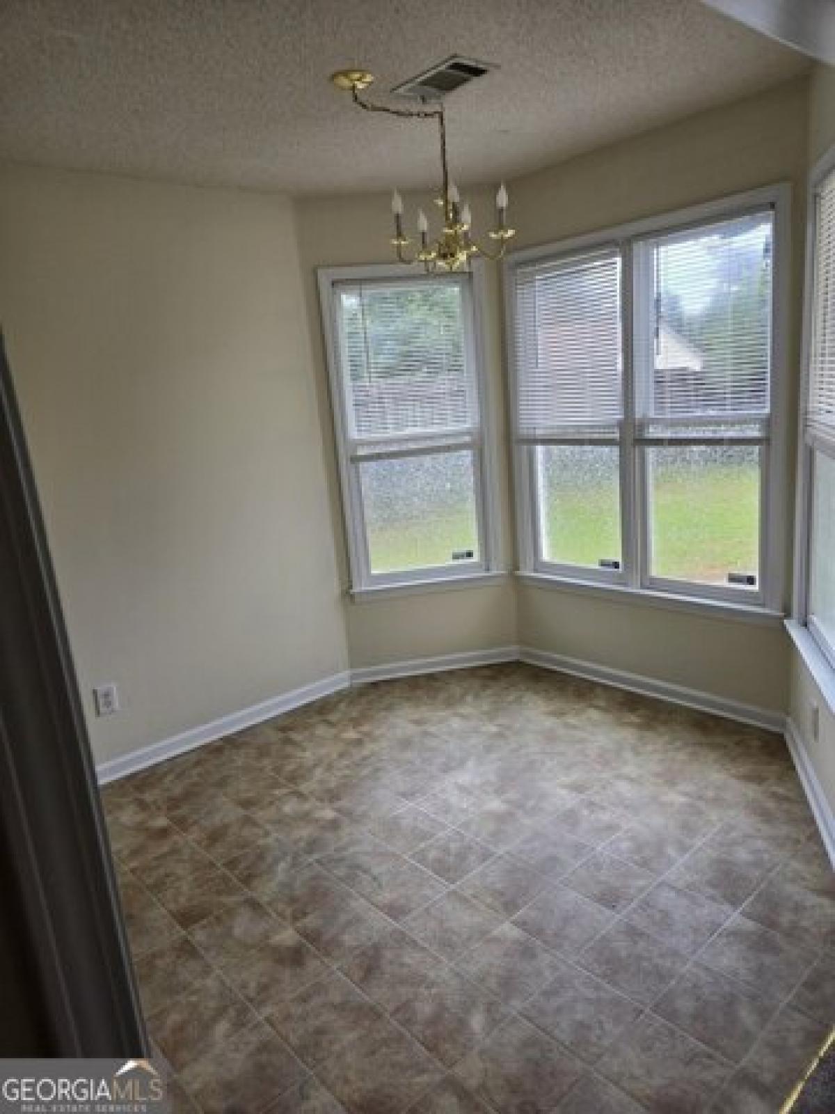 Picture of Home For Sale in Lawrenceville, Georgia, United States