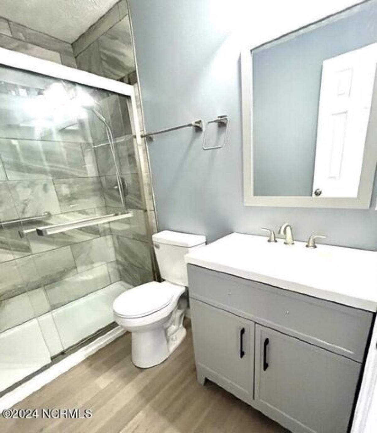 Picture of Home For Sale in Wilmington, North Carolina, United States