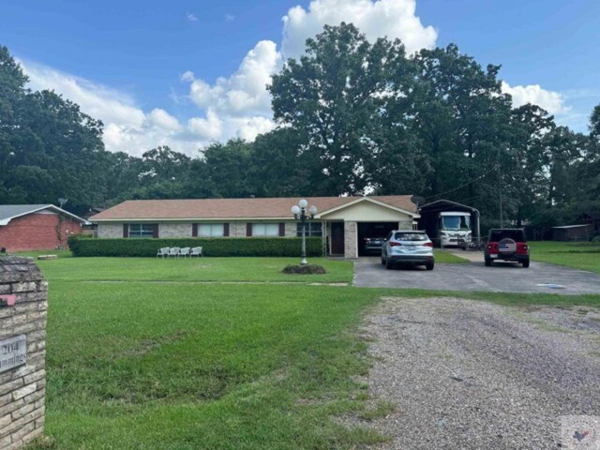 Picture of Home For Sale in Texarkana, Texas, United States