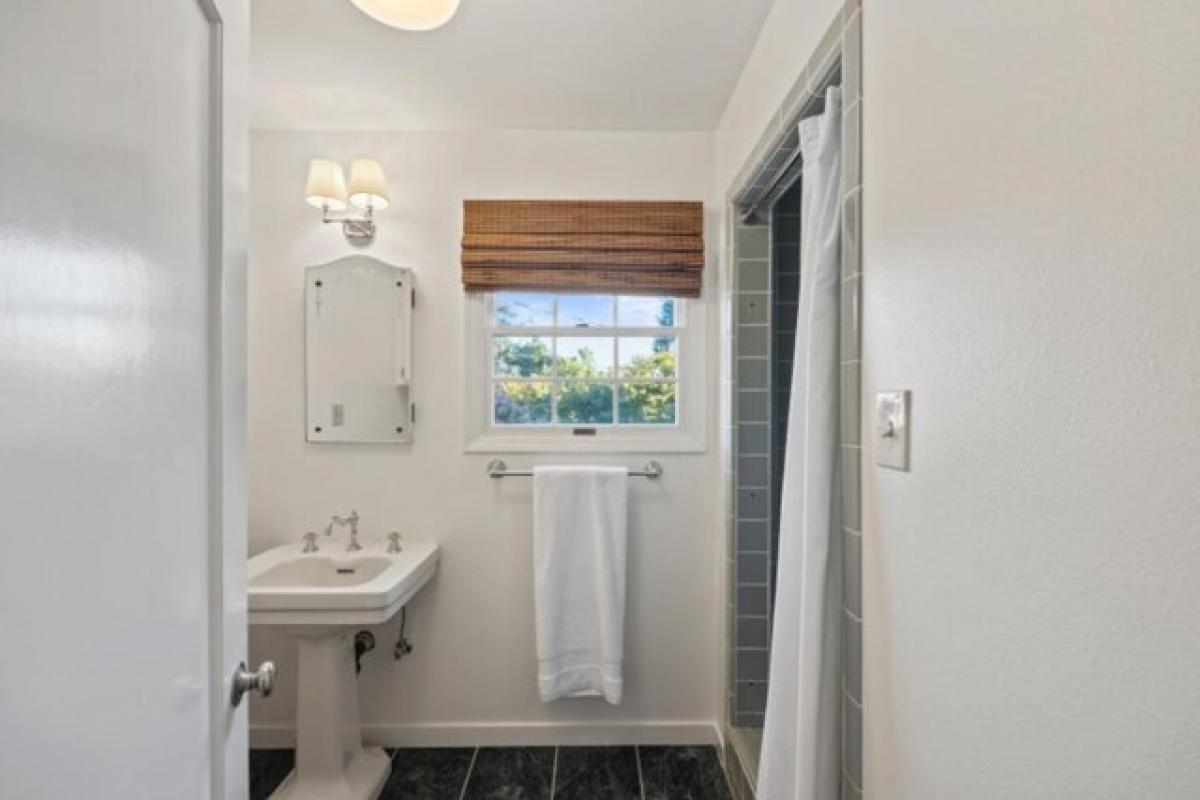 Picture of Home For Sale in Fresno, California, United States