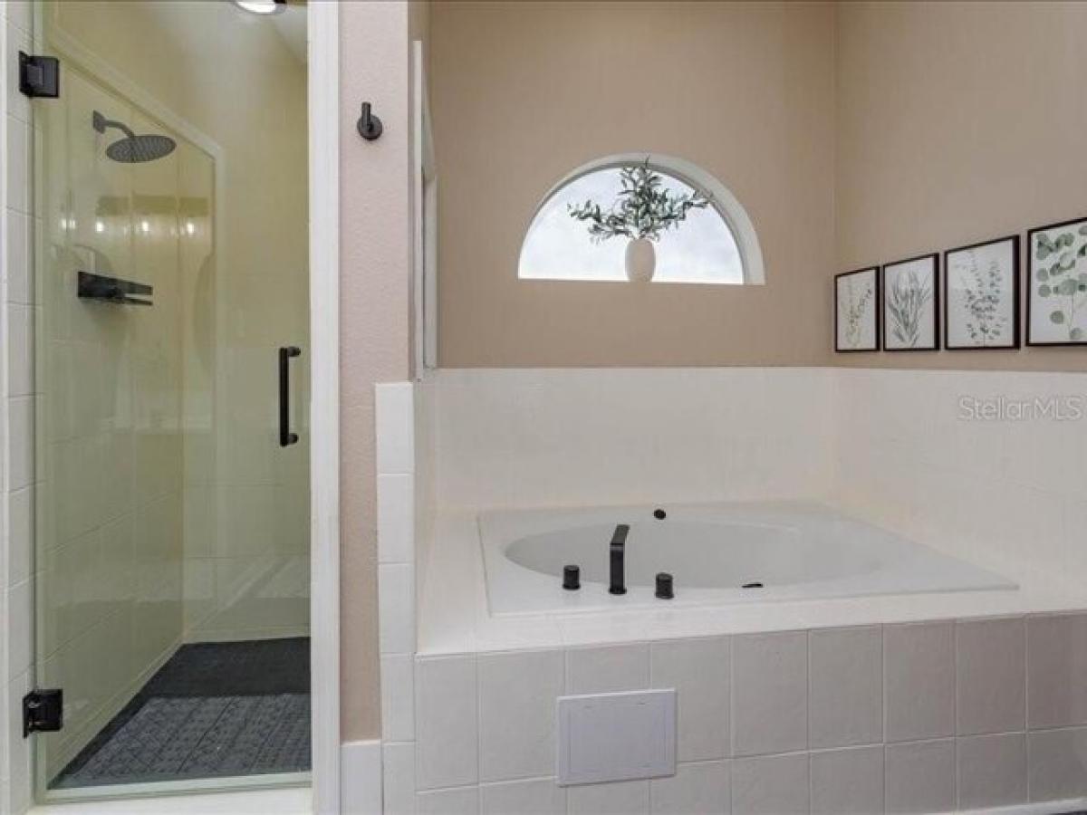 Picture of Home For Sale in Lake Mary, Florida, United States