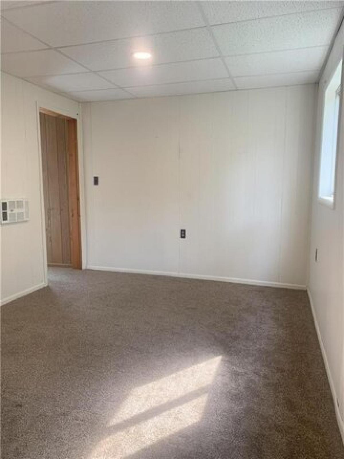 Picture of Home For Sale in Washington, Pennsylvania, United States