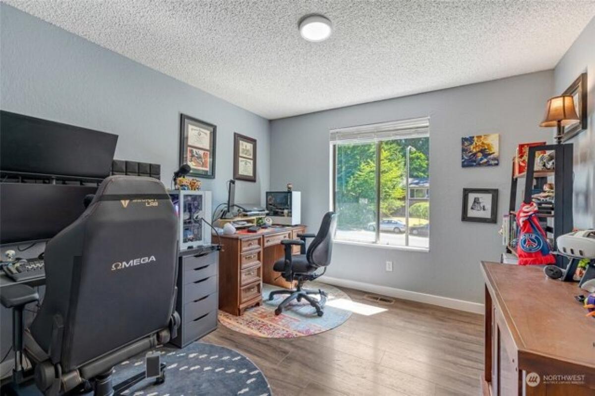 Picture of Home For Sale in Edmonds, Washington, United States