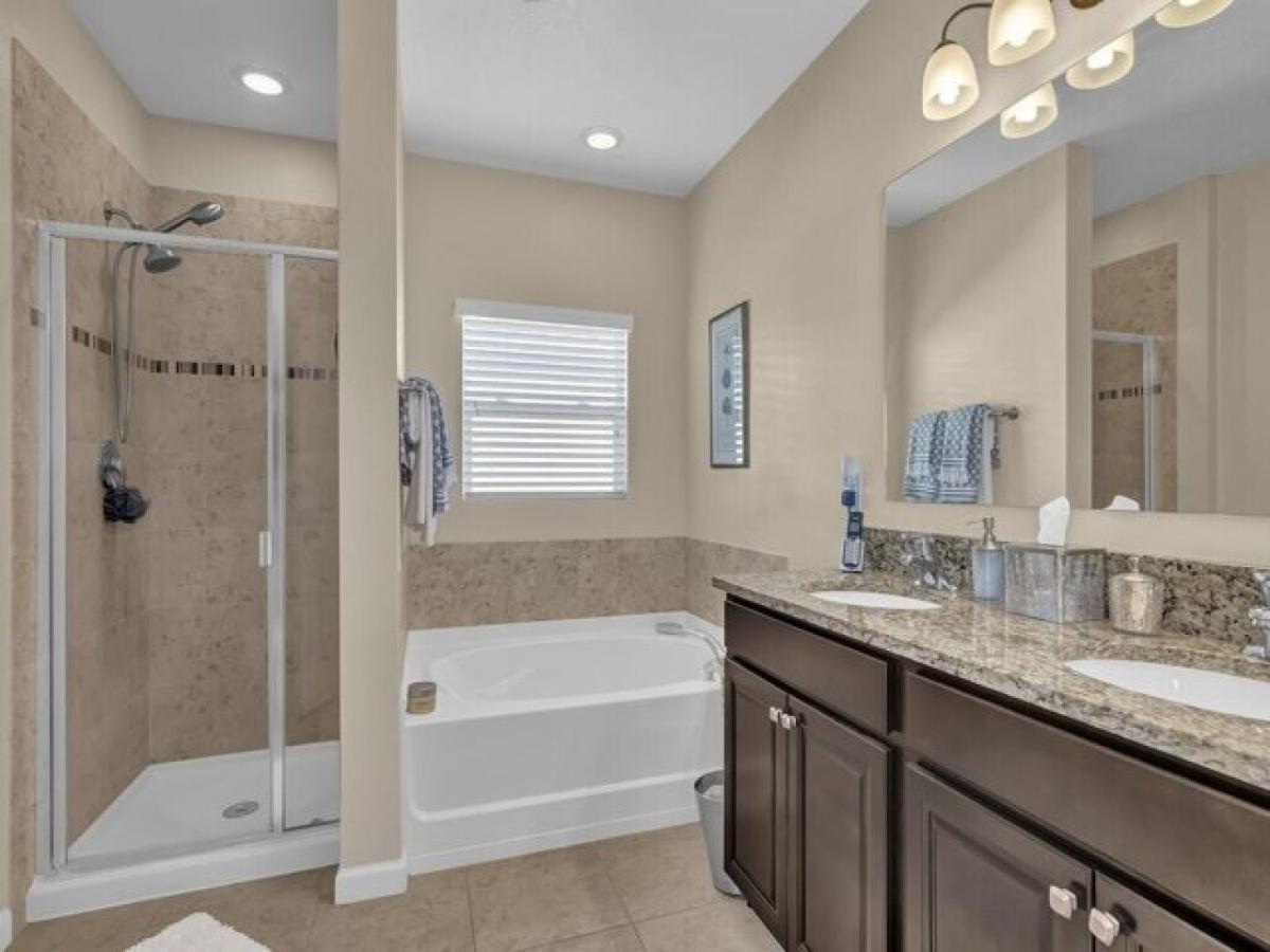 Picture of Home For Sale in Vero Beach, Florida, United States