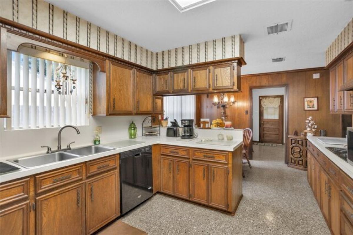 Picture of Home For Sale in Spring, Texas, United States