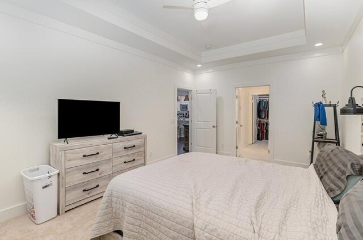 Picture of Home For Sale in Dickson, Tennessee, United States