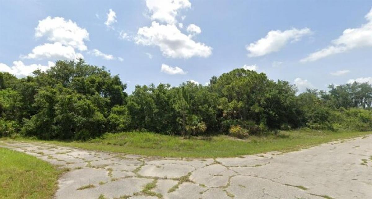 Picture of Residential Land For Sale in North Port, Florida, United States