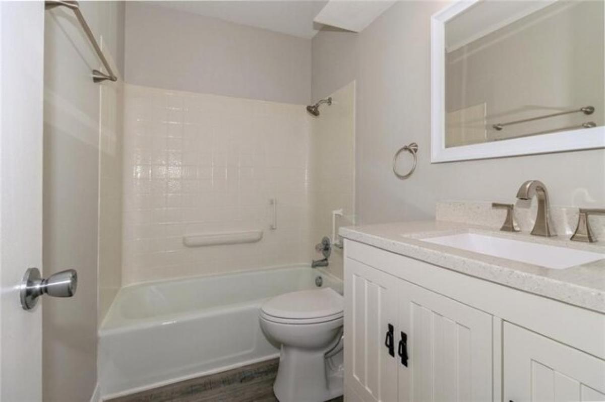 Picture of Home For Sale in Ankeny, Iowa, United States