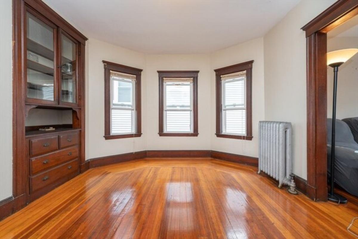 Picture of Apartment For Rent in Somerville, Massachusetts, United States