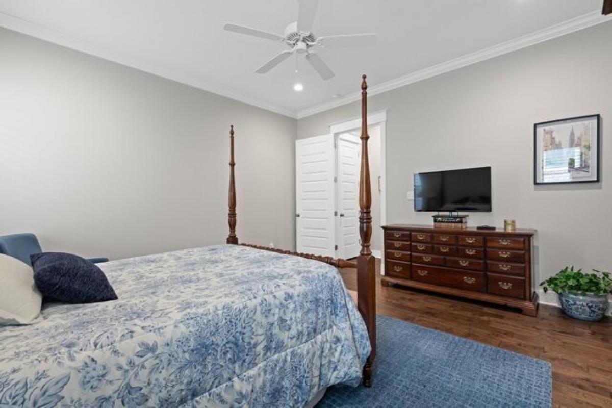 Picture of Home For Sale in Collierville, Tennessee, United States