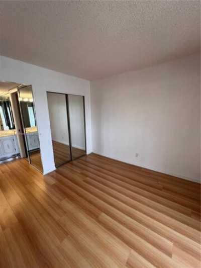 Home For Sale in Sunrise, Florida