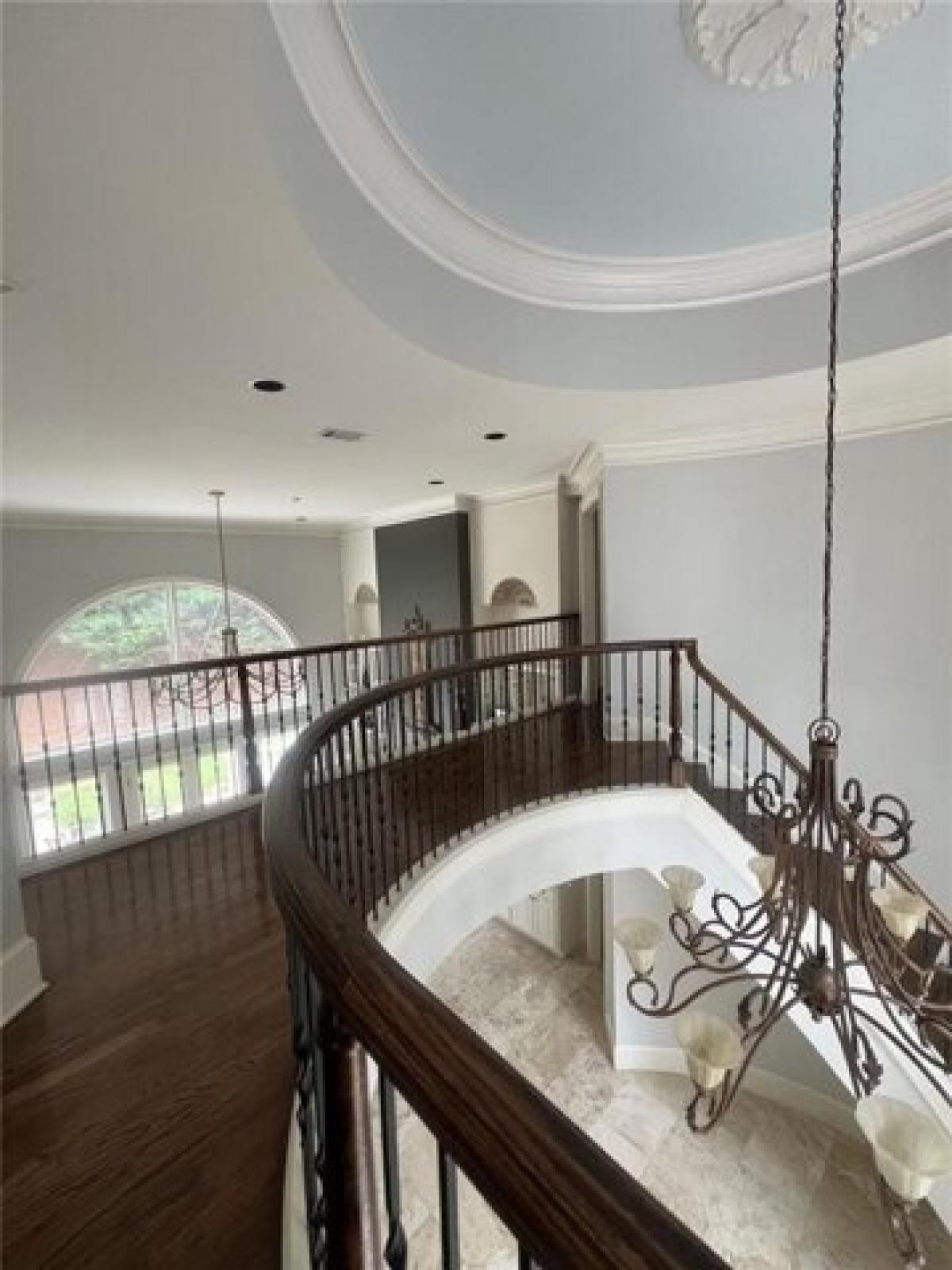 Picture of Home For Sale in Alpharetta, Georgia, United States