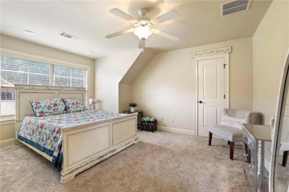 Picture of Home For Sale in Fort Smith, Arkansas, United States