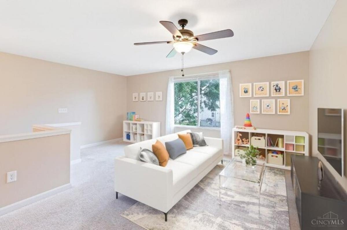 Picture of Home For Sale in Amelia, Ohio, United States