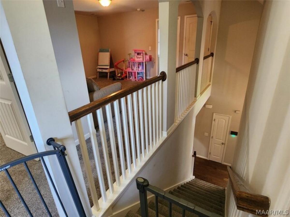 Picture of Home For Sale in Montgomery, Alabama, United States