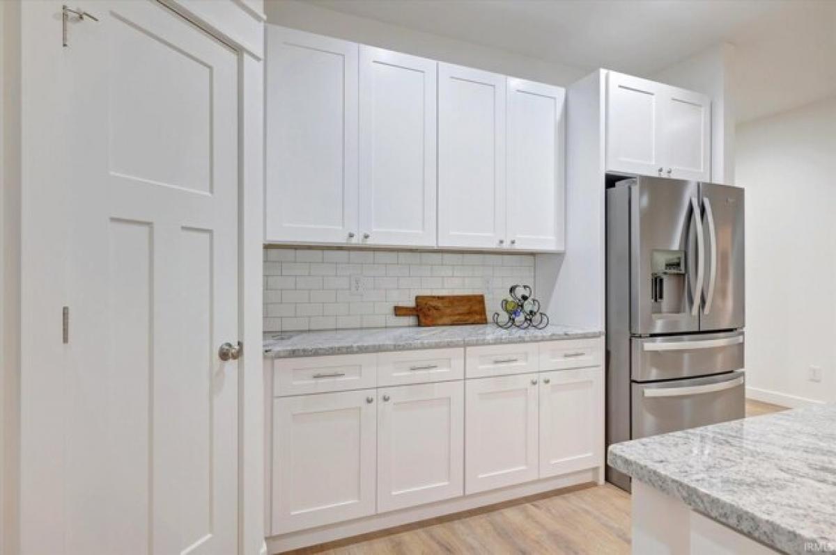 Picture of Home For Sale in Bloomington, Indiana, United States