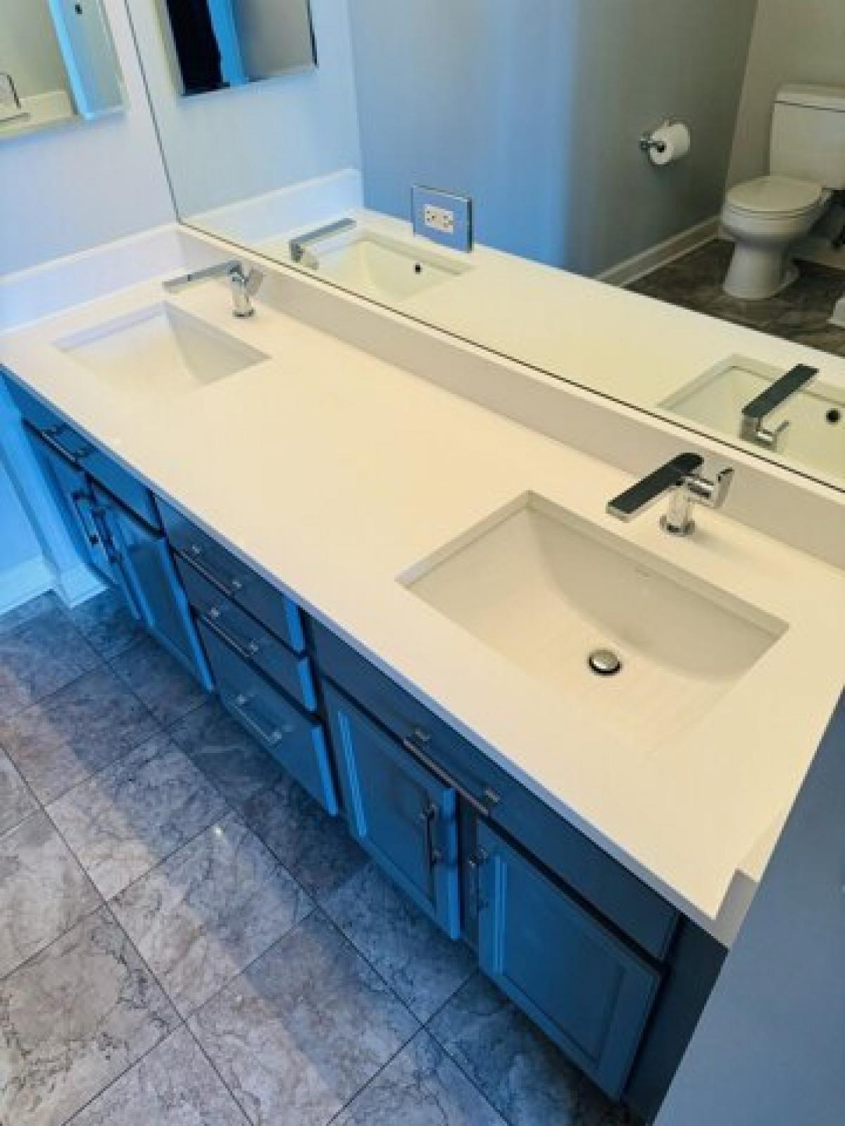 Picture of Home For Rent in Chicago, Illinois, United States