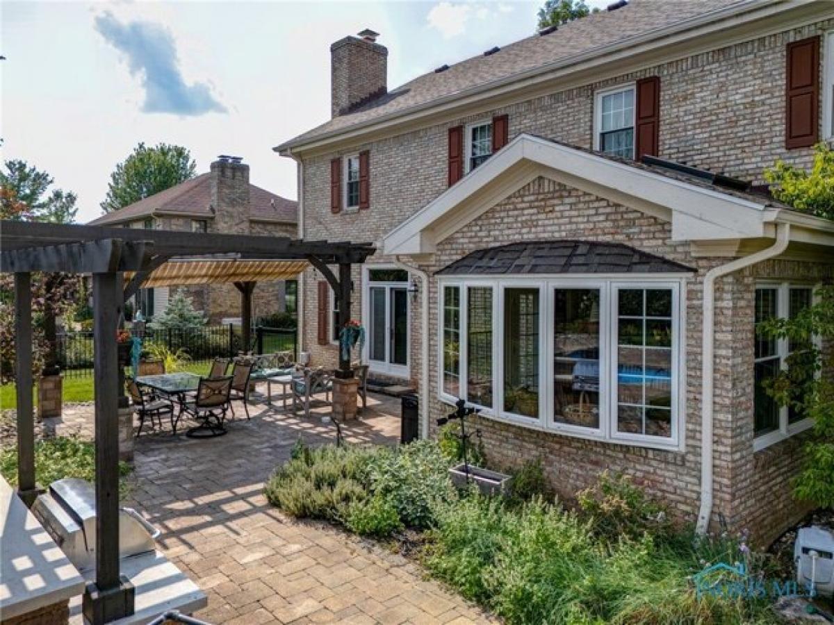 Picture of Home For Sale in Northwood, Ohio, United States