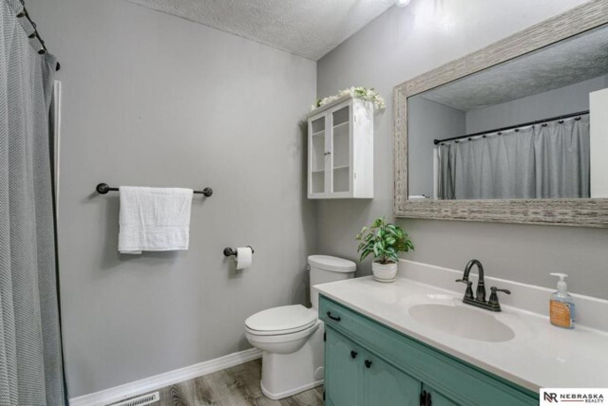 Picture of Home For Sale in Lincoln, Nebraska, United States