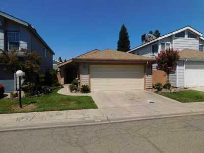 Home For Sale in Fresno, California