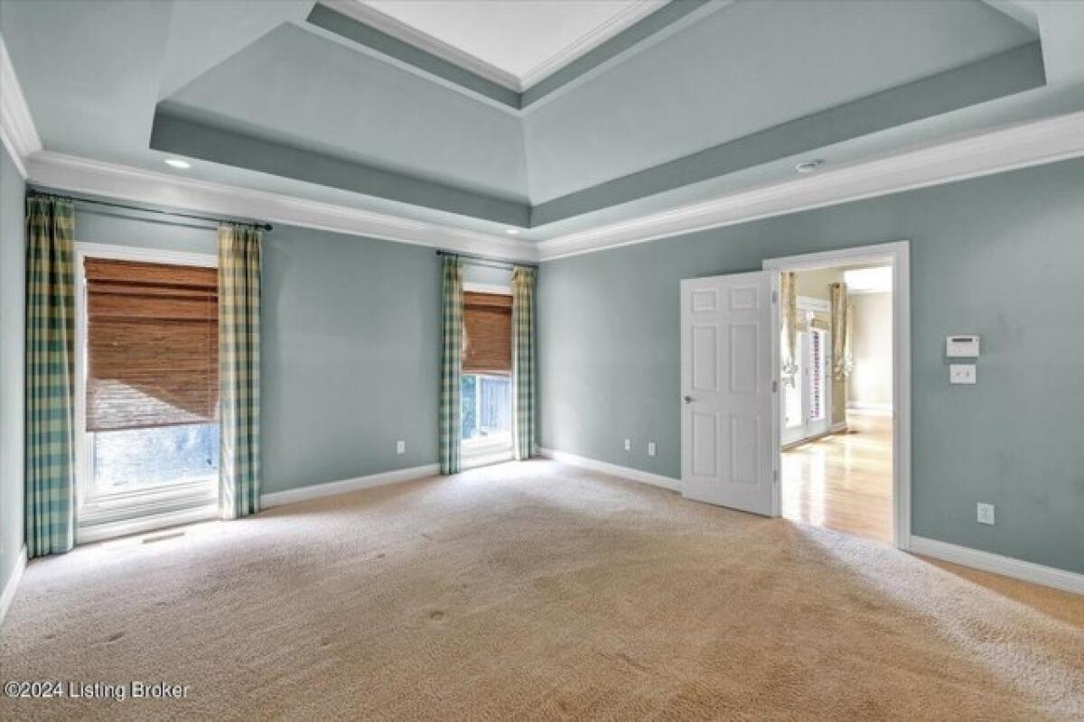 Picture of Home For Sale in Louisville, Kentucky, United States