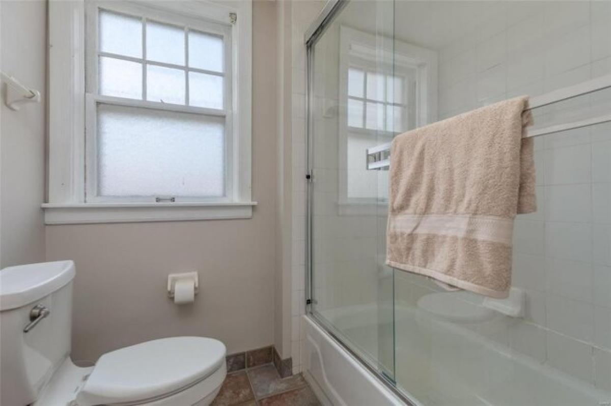 Picture of Home For Sale in Saint Louis, Missouri, United States