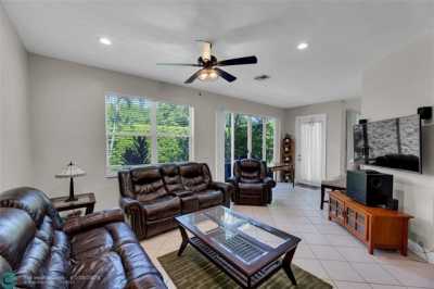 Home For Sale in Parkland, Florida