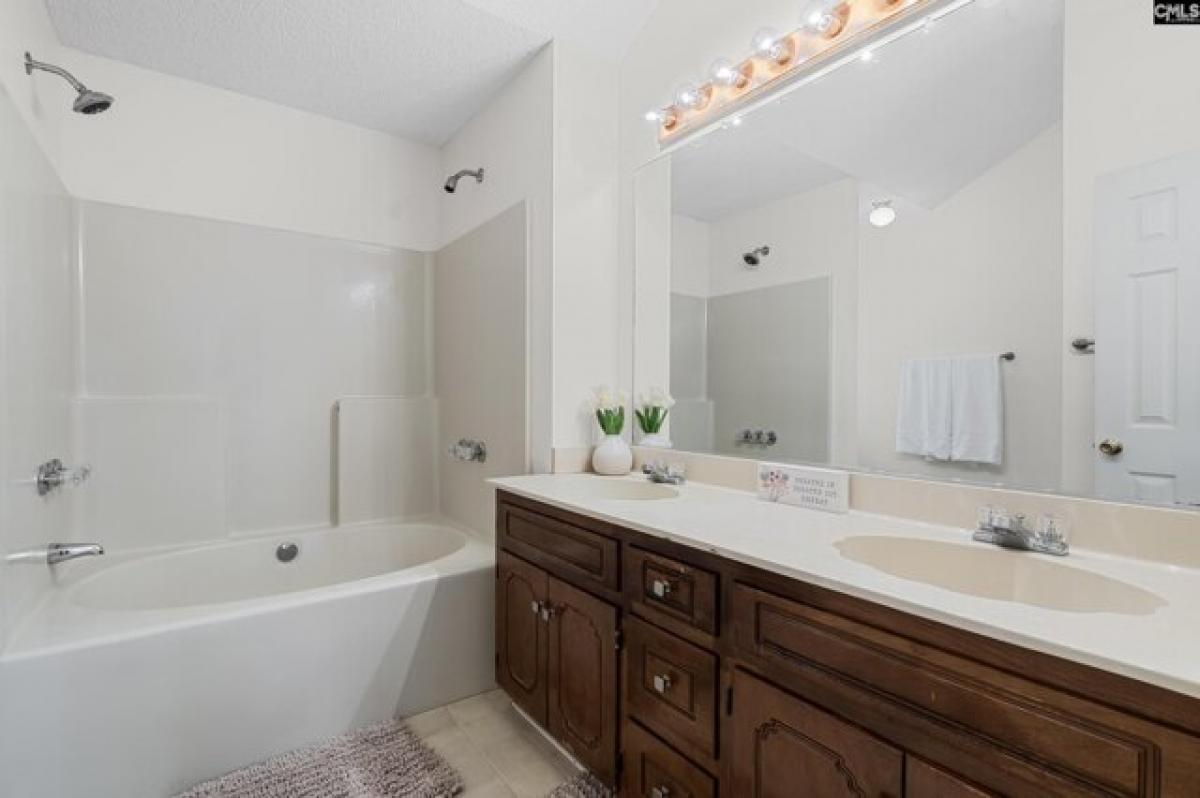 Picture of Home For Sale in North Augusta, South Carolina, United States