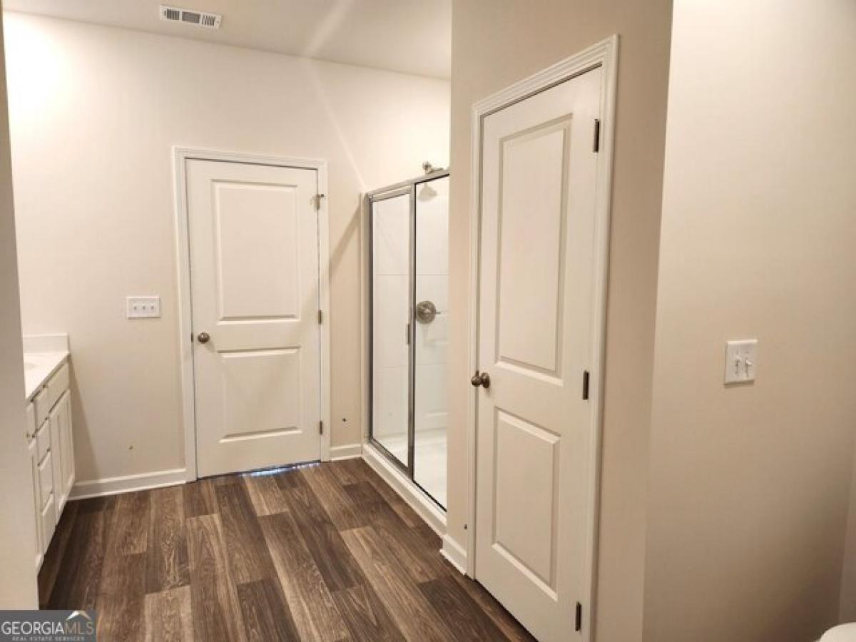 Picture of Home For Sale in Newnan, Georgia, United States