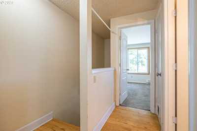 Home For Sale in Newberg, Oregon